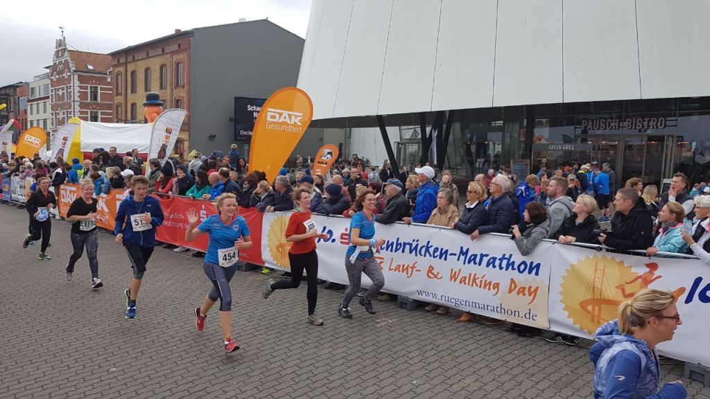 2017-10-14_ruegenbrueckenmarathon_036-th.jpg